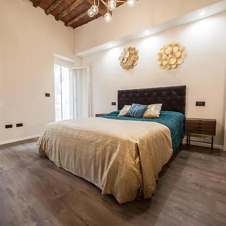 Historic Center Luxury Apartment Lucca Exterior foto