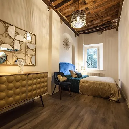 Historic Center Luxury Apartment Lucca Exterior foto