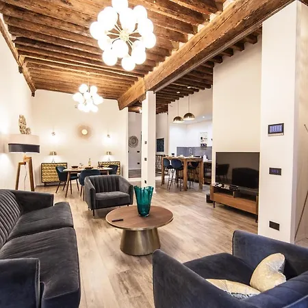 Historic Center Luxury Apartment Lucca Exterior foto